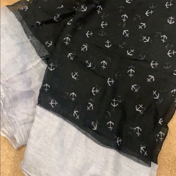 Anchor Scarf - Picture 2 of 3